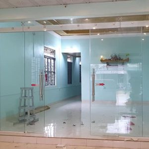 Thi công cửa kính lùa
