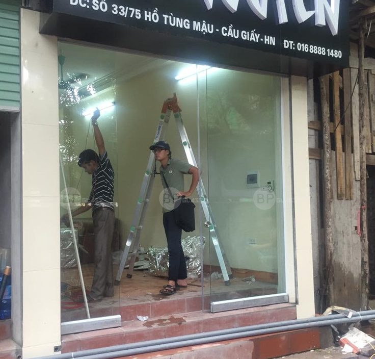 thi công kính cường lực giá rẻ Hà Nội